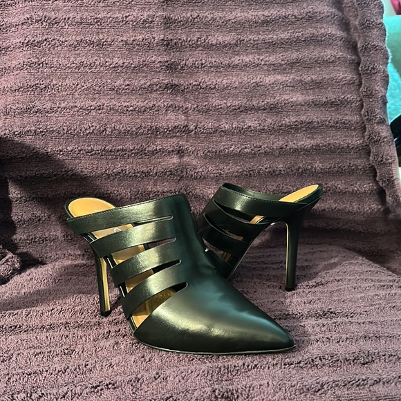 ALDO - Picture 4 of 5